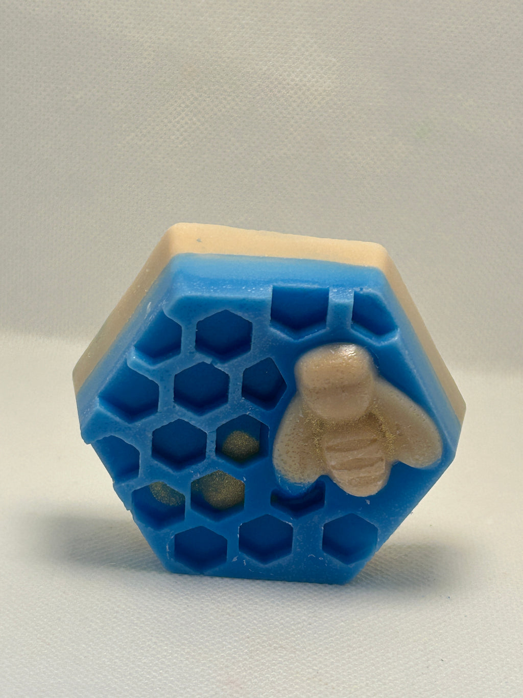 Large honeycomb wax melts